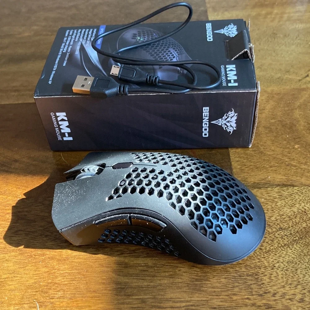 BENGOO KM-1 Gaming Mouse - Picture 2 of 3